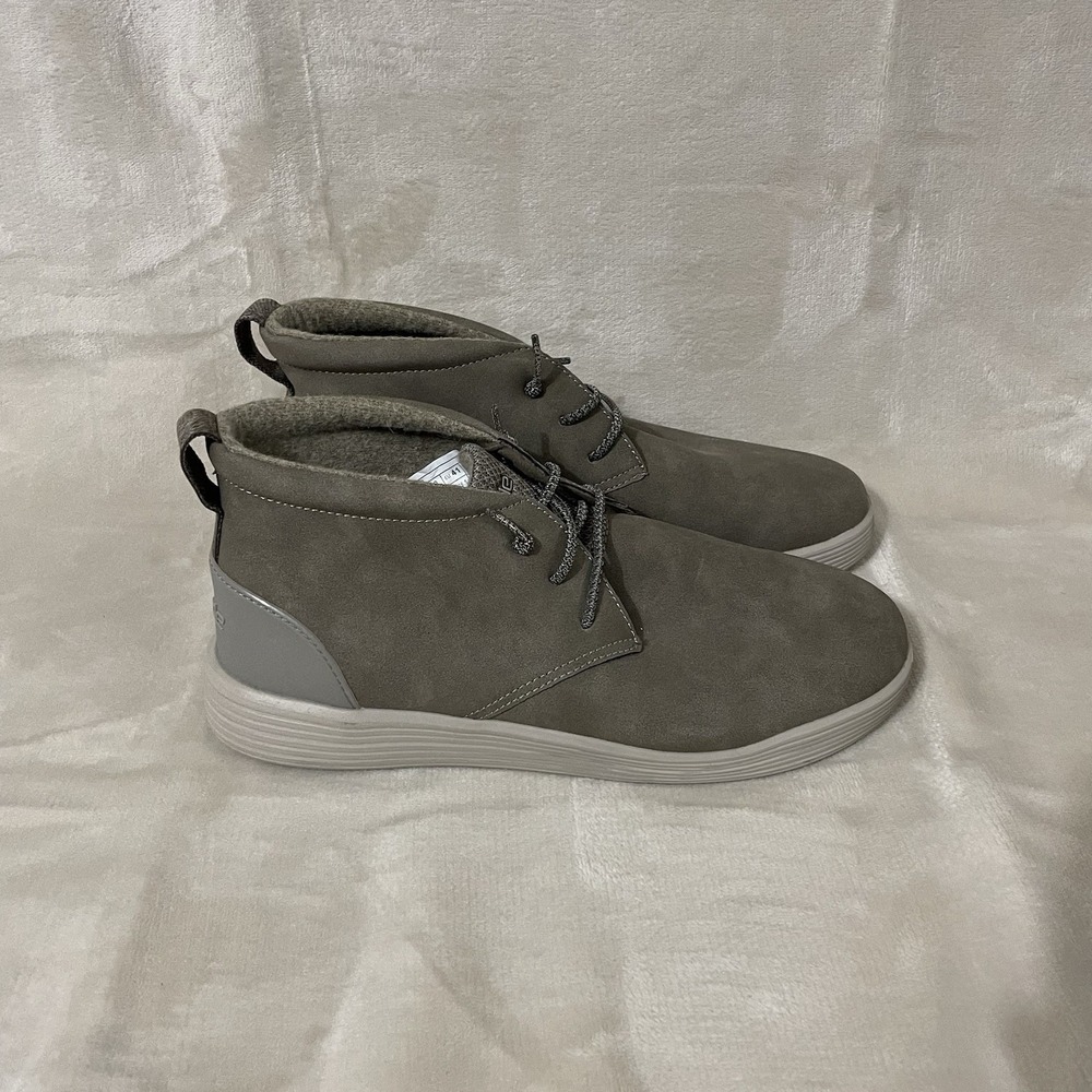 Hey Dude Jo Wally Mid Suede Chukka Boots Men's Size 8 Gray Lightweight Ankle‎